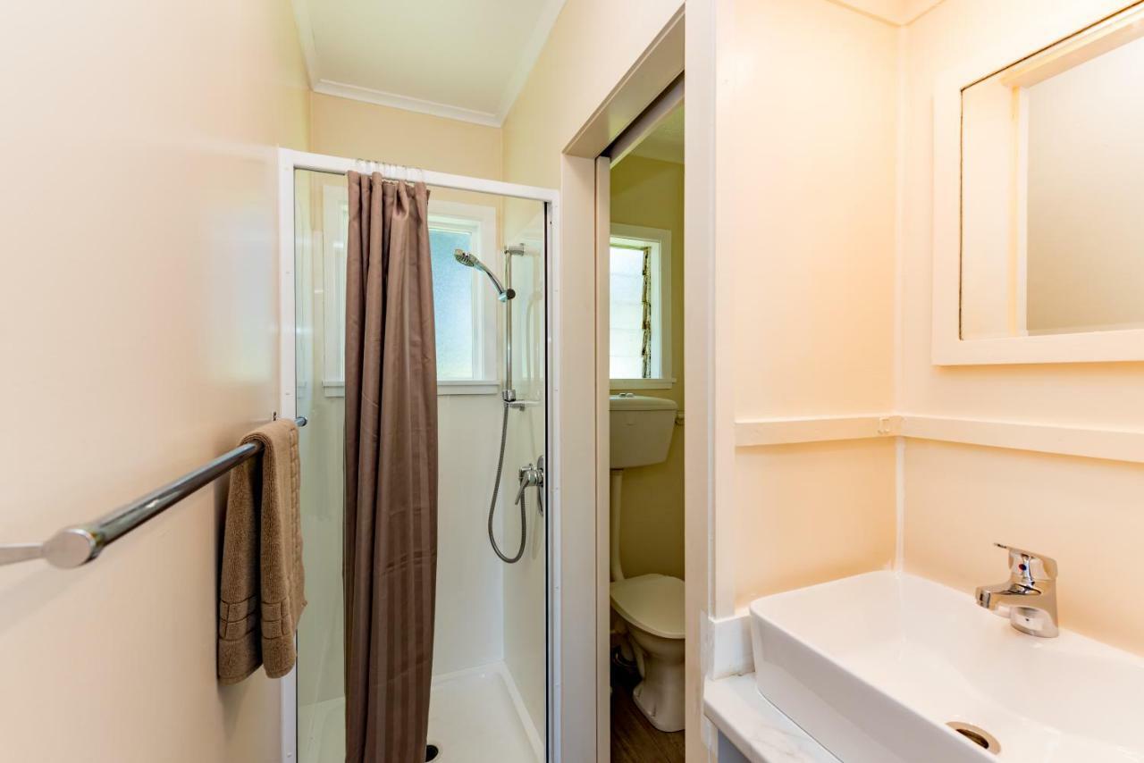 Waitangi Beach Unit B Exterior foto